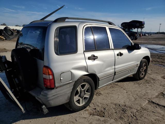 Photo 3 from auction – 2003 CHEVROLET TRACKER with VIN 2CNBE13CX36952985