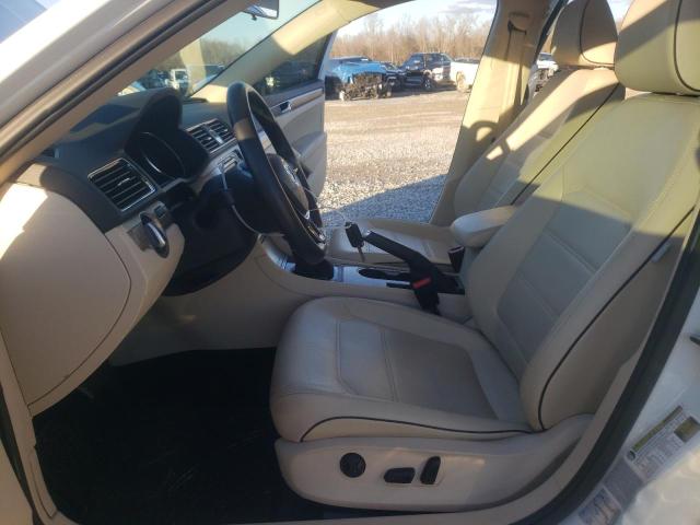 Photo 7 from auction – 2016 VOLKSWAGEN PASSAT with VIN 1VWBS7A39GC010732