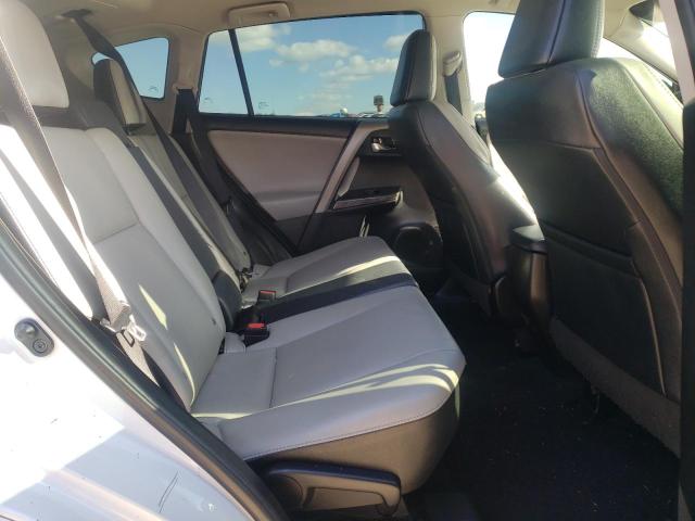 Photo 10 from auction – 2017 TOYOTA RAV4 LIMIT with VIN 2T3YFREV7HW374879