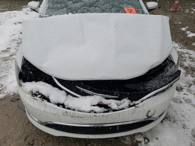 Photo 11 from auction – 2015 CHRYSLER 200 LIMITE with VIN 1C3CCCAB7FN714861