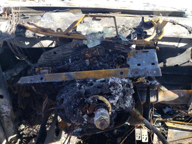 Photo 9 from auction – 2002 CHEVROLET SILVERADO with VIN 2GCEK19T721260339