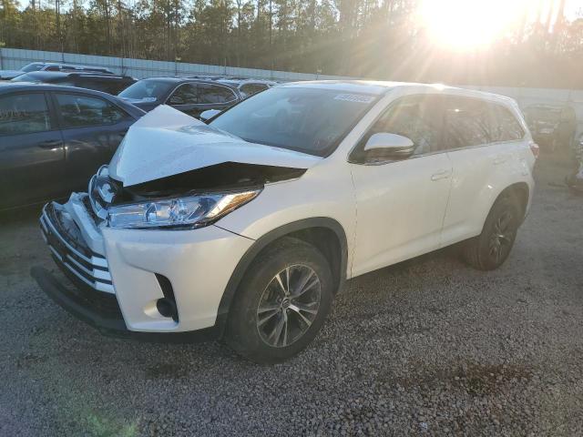TOYOTA HIGHLANDER 2019 with VIN 5TDZARFH4KS056335 - Photo from auction