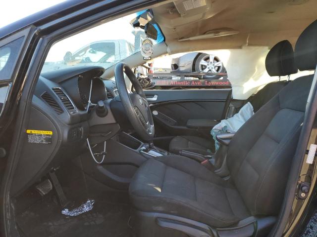 Photo 7 from auction – 2017 KIA FORTE LX with VIN 3KPFK4A72HE045807