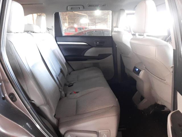 Photo 11 from auction – 2019 TOYOTA HIGHLANDER with VIN 5TDZZRFH9KS308203