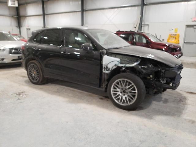 Photo 4 from auction – 2017 PORSCHE CAYENNE with VIN WP1AA2A28HKA87996
