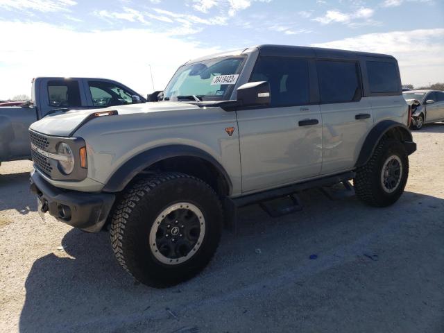 FORD BRONCO BAS 2022 with VIN 1FMEE5DH0NLA73004 - Photo from auction