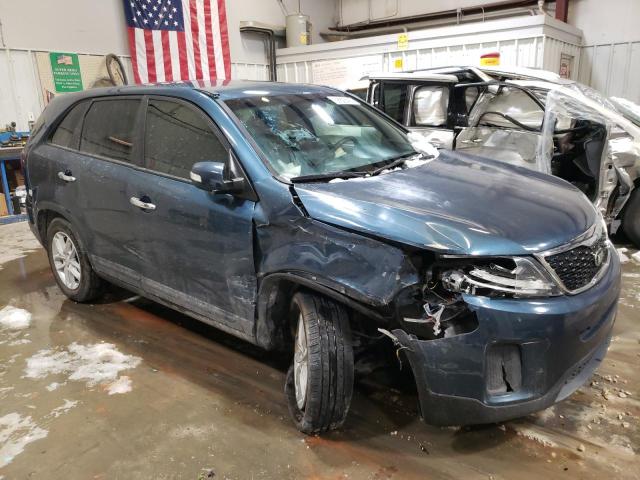 Photo 4 from auction – 2014 KIA SORENTO LX with VIN 5XYKT3A67EG444465