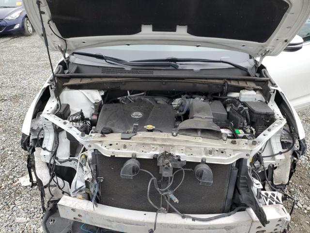 Photo 11 from auction – 2017 TOYOTA HIGHLANDER with VIN 5TDJZRFH2HS412103