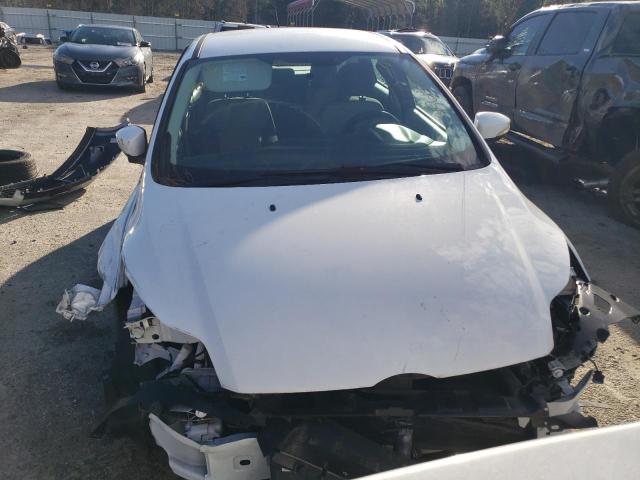 Photo 5 from auction – 2014 FORD FOCUS SE with VIN 1FADP3F29EL360001