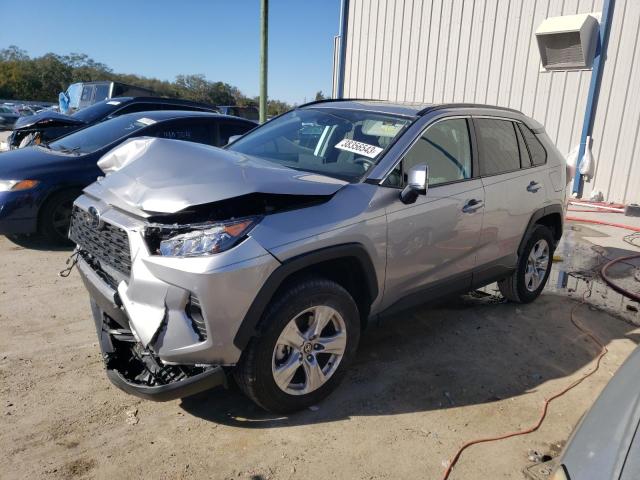TOYOTA RAV4 XLE 2021 with VIN 2T3W1RFV4MC117498 - Photo from auction