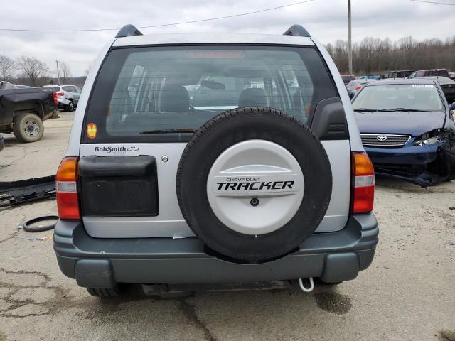 Photo 6 from auction – 1999 CHEVROLET TRACKER with VIN 2CNBJ13C2X6923403