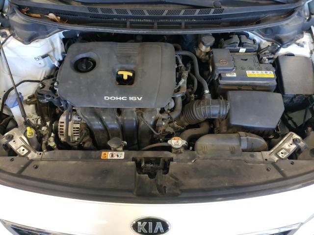 Photo 11 from auction – 2017 KIA FORTE LX with VIN 3KPFK4A70HE071502