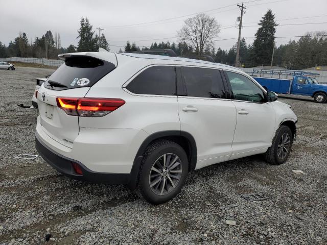 Photo 3 from auction – 2017 TOYOTA HIGHLANDER with VIN 5TDJZRFH2HS412103