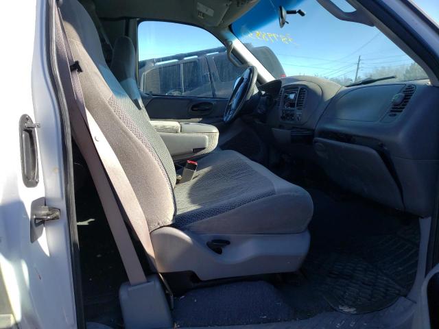 Photo 10 from auction – 2000 FORD F150 with VIN 1FTRX18L6YKA58606