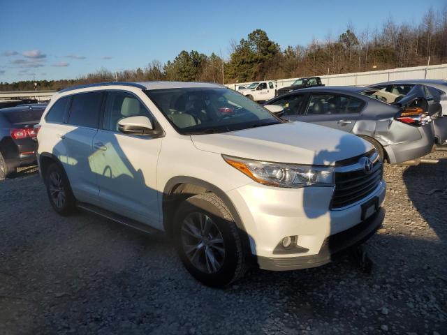 Photo 4 from auction – 2015 TOYOTA HIGHLANDER with VIN 5TDKKRFH8FS058688