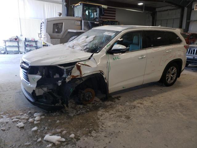 TOYOTA HIGHLANDER 2015 with VIN 5TDJKRFH1FS108990 - Photo from auction