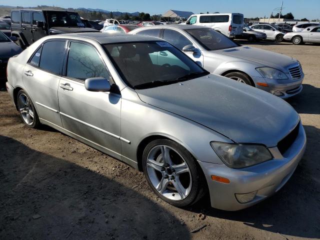Photo 4 from auction – 2002 LEXUS IS 300 with VIN JTHBD192320035527