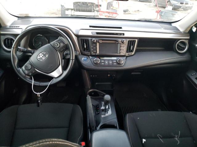 Photo 8 from auction – 2017 TOYOTA RAV4 with VIN JTMRJREV1HD124876