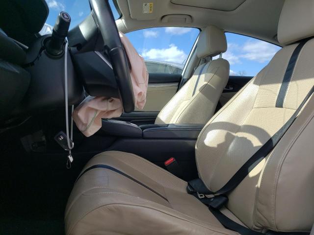 Photo 7 from auction – 2017 HONDA CIVIC with VIN 19XFC1F77HE028926