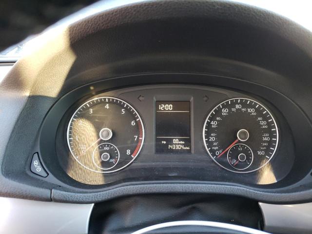 Photo 9 from auction – 2014 VOLKSWAGEN PASSAT S with VIN 1VWAT7A32EC114422