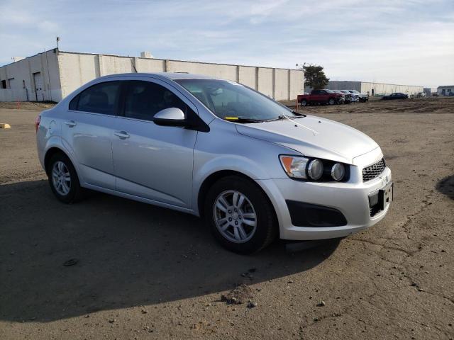 Zdjęcie 4 z aukcji – 2014 CHEVROLET SONIC LT z VIN 1G1JC5SG4E4226361