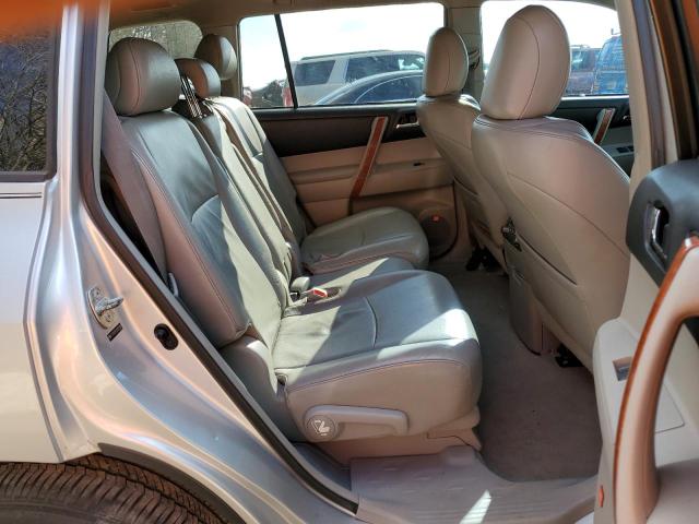 Photo 11 from auction – 2010 TOYOTA HIGHLANDER with VIN 5TDYK3EH1AS012900