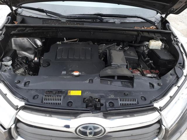 Photo 12 from auction – 2016 TOYOTA HIGHLANDER with VIN 5TDDKRFH1GS277048
