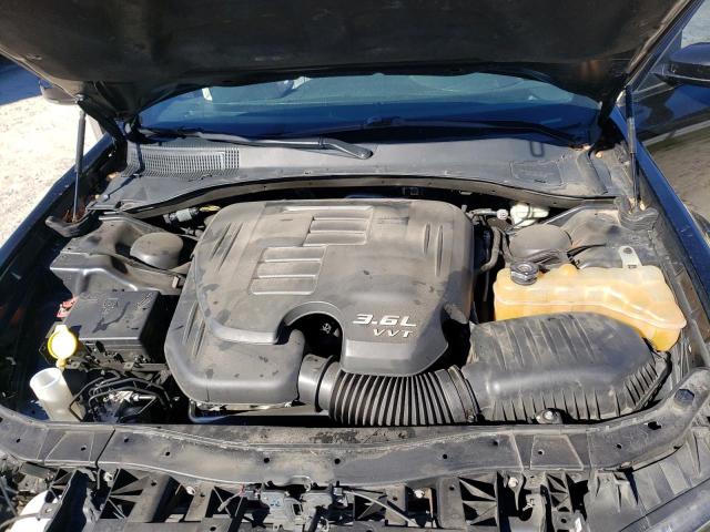 Photo 11 from auction – 2015 CHRYSLER 300 S with VIN 2C3CCABG3FH903949