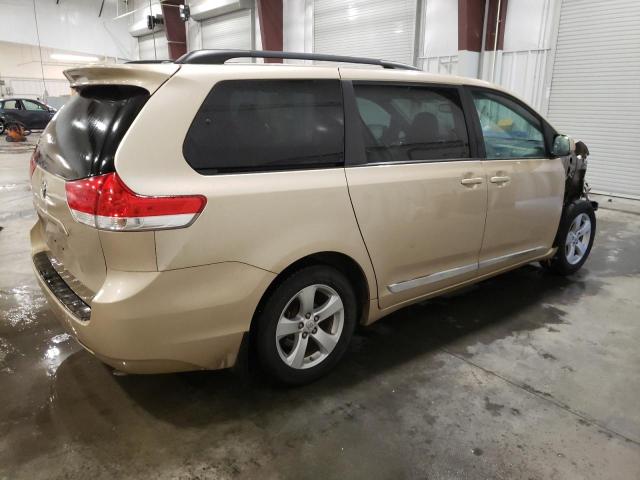 Photo 3 from auction – 2013 TOYOTA SIENNA LE with VIN 5TDKK3DC9DS297832
