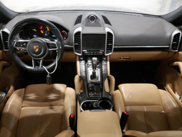 Photo 8 from auction – 2017 PORSCHE CAYENNE with VIN WP1AA2A28HKA87996