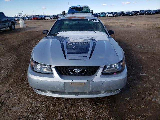 صورة رقم 5 من المزاد - 2000 FORD MUSTANG مع VIN 1FAFP4044YF203407