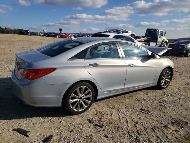 Photo 3 from auction – 2011 HYUNDAI SONATA SE with VIN 5NPEC4AC9BH127266