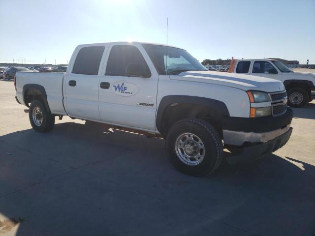 Photo 4 from auction – 2005 CHEVROLET SILVERADO with VIN 1GCHC23U65F812671