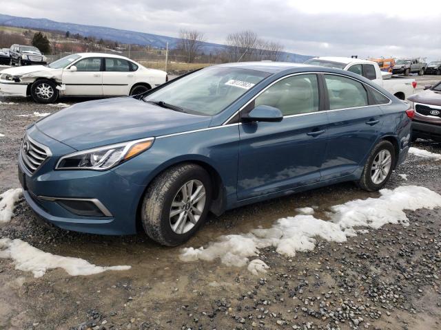 HYUNDAI SONATA SE 2016 with VIN 5NPE24AF8GH404381 - Photo from auction