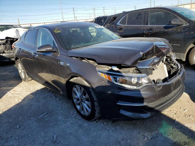 Photo 4 from auction – 2017 KIA OPTIMA EX with VIN 5XXGU4L30HG134260