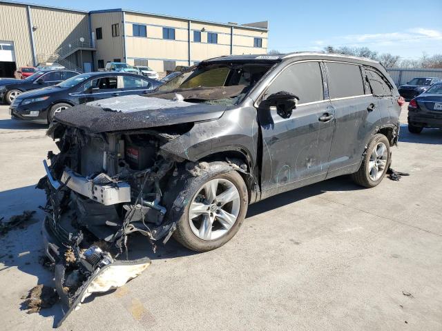TOYOTA HIGHLANDER 2018 with VIN 5TDYZRFH9JS262382 - Photo from auction