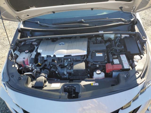Photo 11 from auction – 2018 TOYOTA PRIUS PRIM with VIN JTDKARFP1J3102356