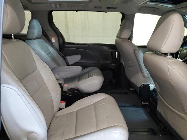 Photo 11 from auction – 2017 TOYOTA SIENNA XLE with VIN 5TDDZ3DC6HS170692