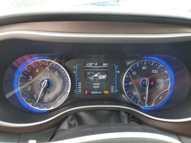 Photo 9 from auction – 2017 CHRYSLER PACIFICA T with VIN 2C4RC1BG2HR670200