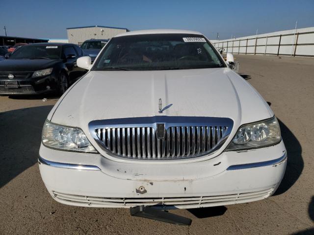 Photo 5 from auction – 2003 LINCOLN TOWN CAR E with VIN 1LNHM81W93Y660290