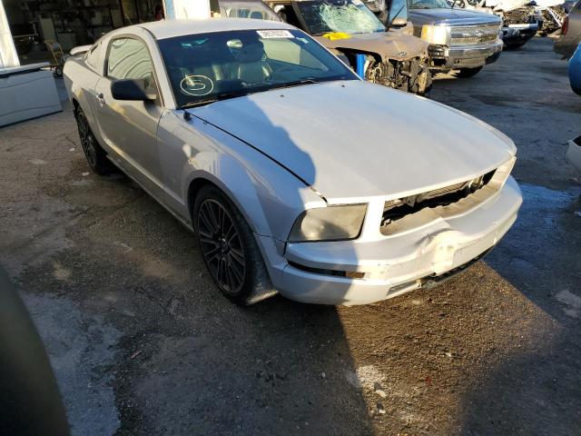 Photo 4 from auction – 2005 FORD MUSTANG with VIN 1ZVFT80N355133838