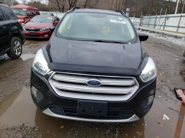 Photo 5 from auction – 2018 FORD ESCAPE SE with VIN 1FMCU0GD4JUB41847