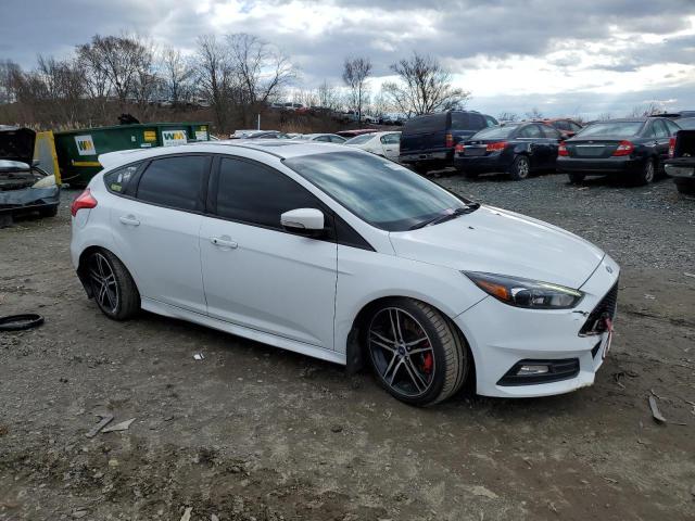Photo 4 from auction – 2017 FORD FOCUS ST with VIN 1FADP3L99HL338702