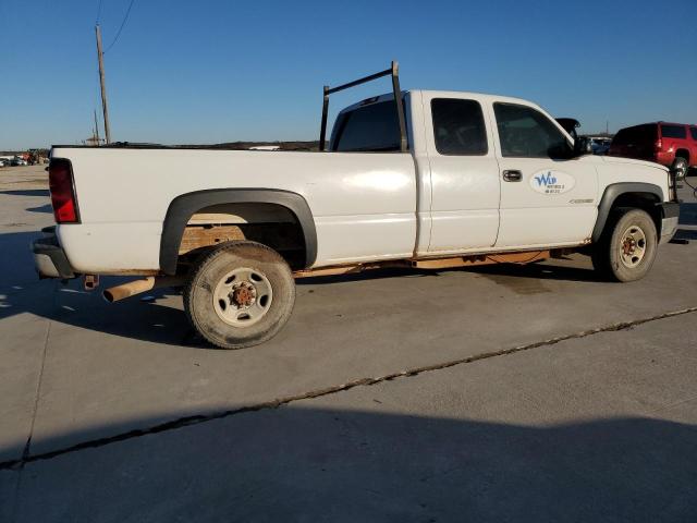 Photo 3 from auction – 2004 CHEVROLET SILVERADO with VIN 1GCHC29UX4E222310