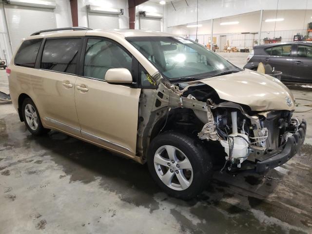 Photo 4 from auction – 2013 TOYOTA SIENNA LE with VIN 5TDKK3DC9DS297832