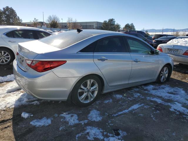 Photo 3 from auction – 2012 HYUNDAI SONATA SE with VIN 5NPEC4AC0CH379554