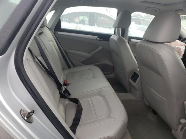 Photo 10 from auction – 2013 VOLKSWAGEN PASSAT SE with VIN 1VWBN7A33DC129704