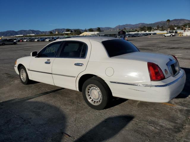 Photo 2 from auction – 2000 LINCOLN TOWN CAR E with VIN 1LNHM81WXYY778775