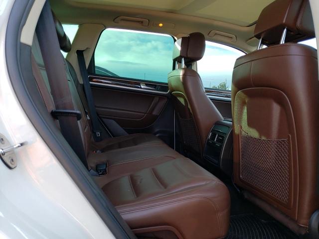 Photo 11 from auction – 2012 VOLKSWAGEN TOUAREG V6 with VIN WVGFF9BPXCD003326