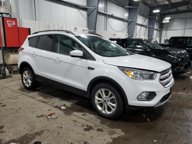 Photo 4 from auction – 2018 FORD ESCAPE SE with VIN 1FMCU9GD9JUB13627